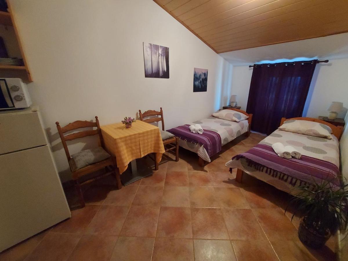 Ranch Radin Bed and Breakfast Brtonigla Buitenkant foto